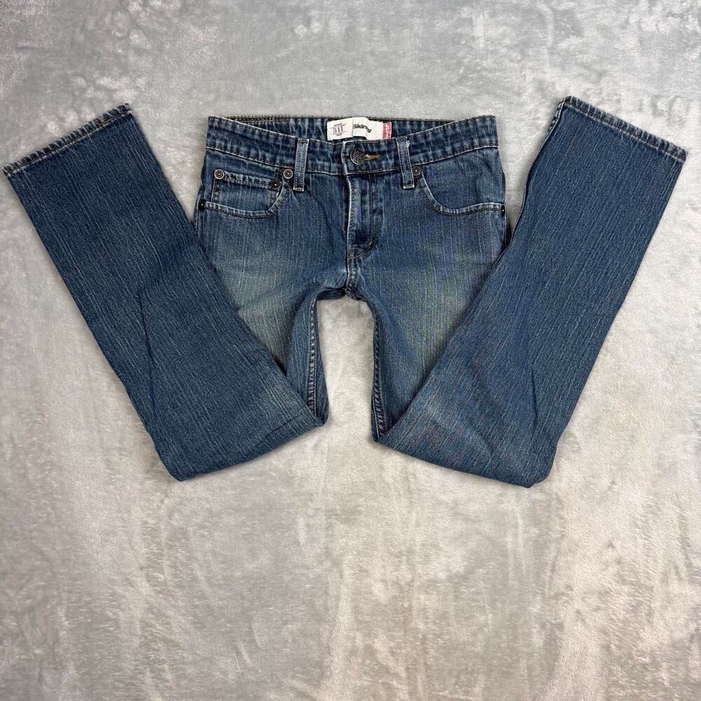 Levi-s Women's Blue and Navy Jeans